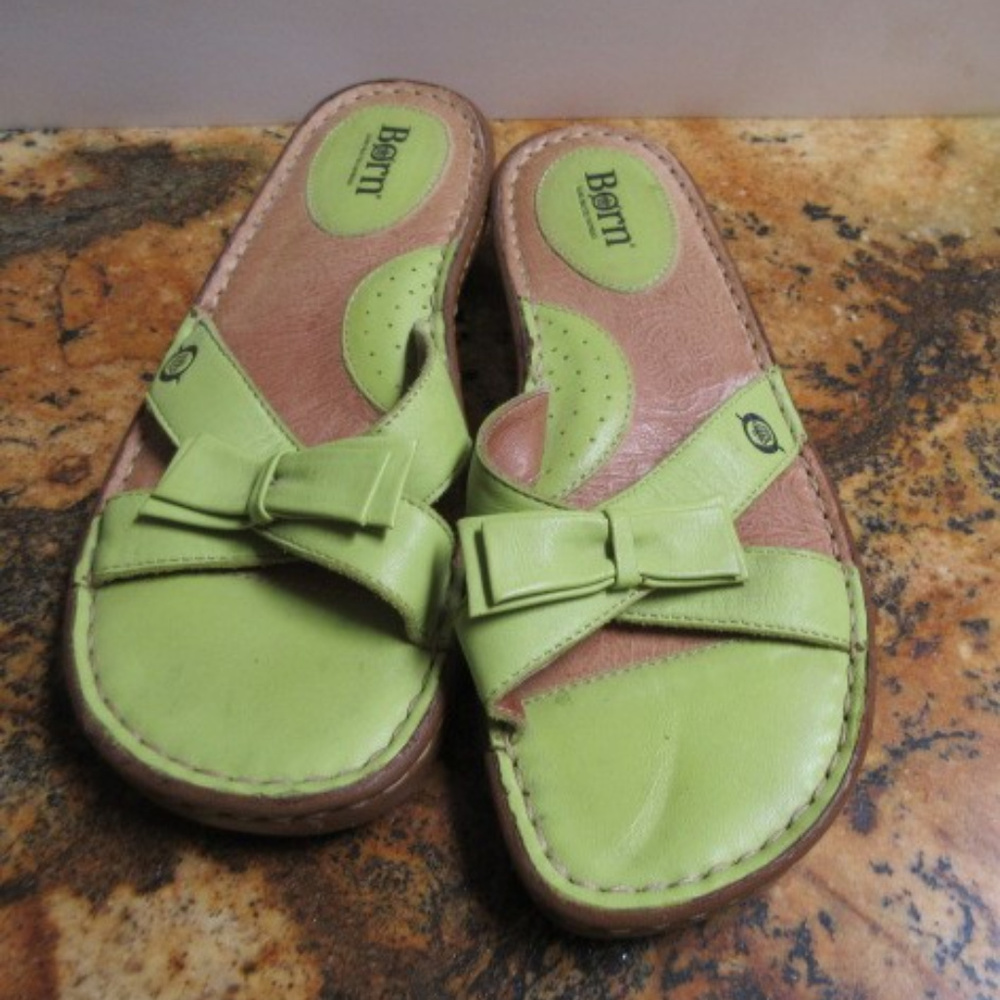 BORN LEATHER SLIP-ON LOW SANDALS LIME 38 7
